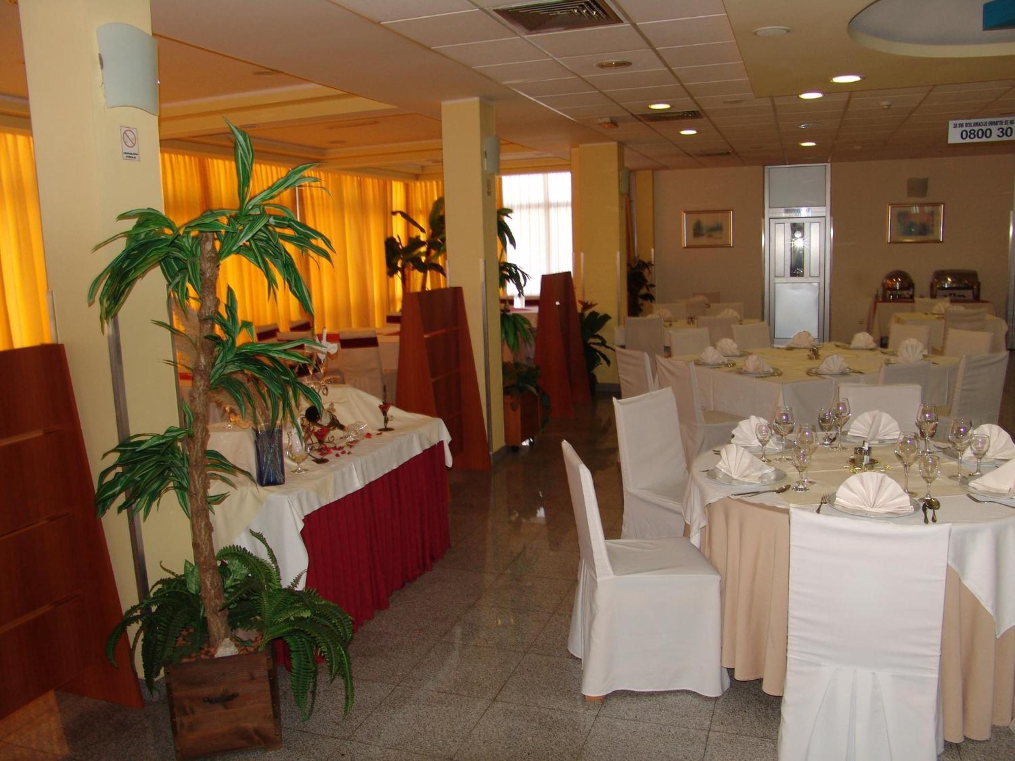 Hotel Zovko Slavonski Brod Extérieur photo